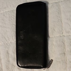 Maxx New York "Zip Around" Leather Wallet